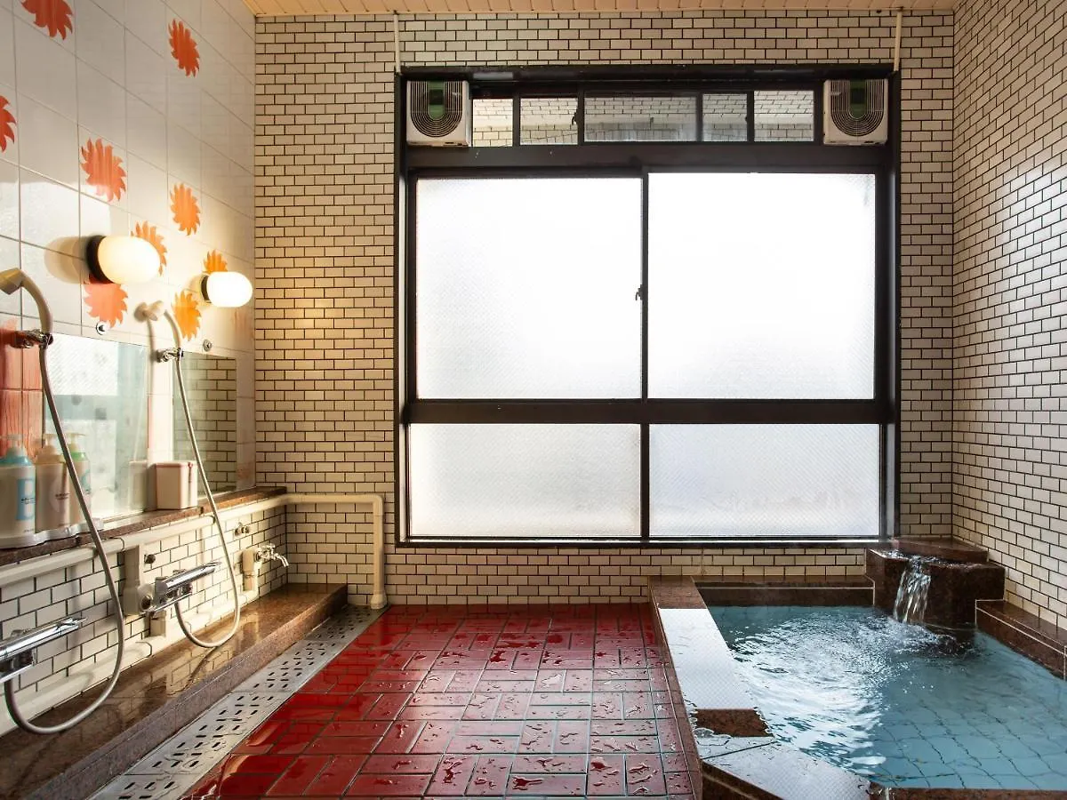 Kaneyoshi Ryokan Osaka 2*,